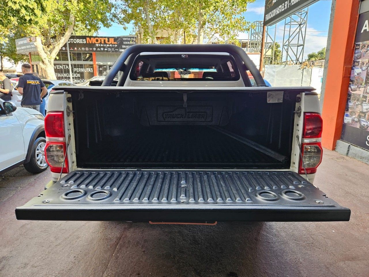 Toyota Hilux Usada en Mendoza, deRuedas