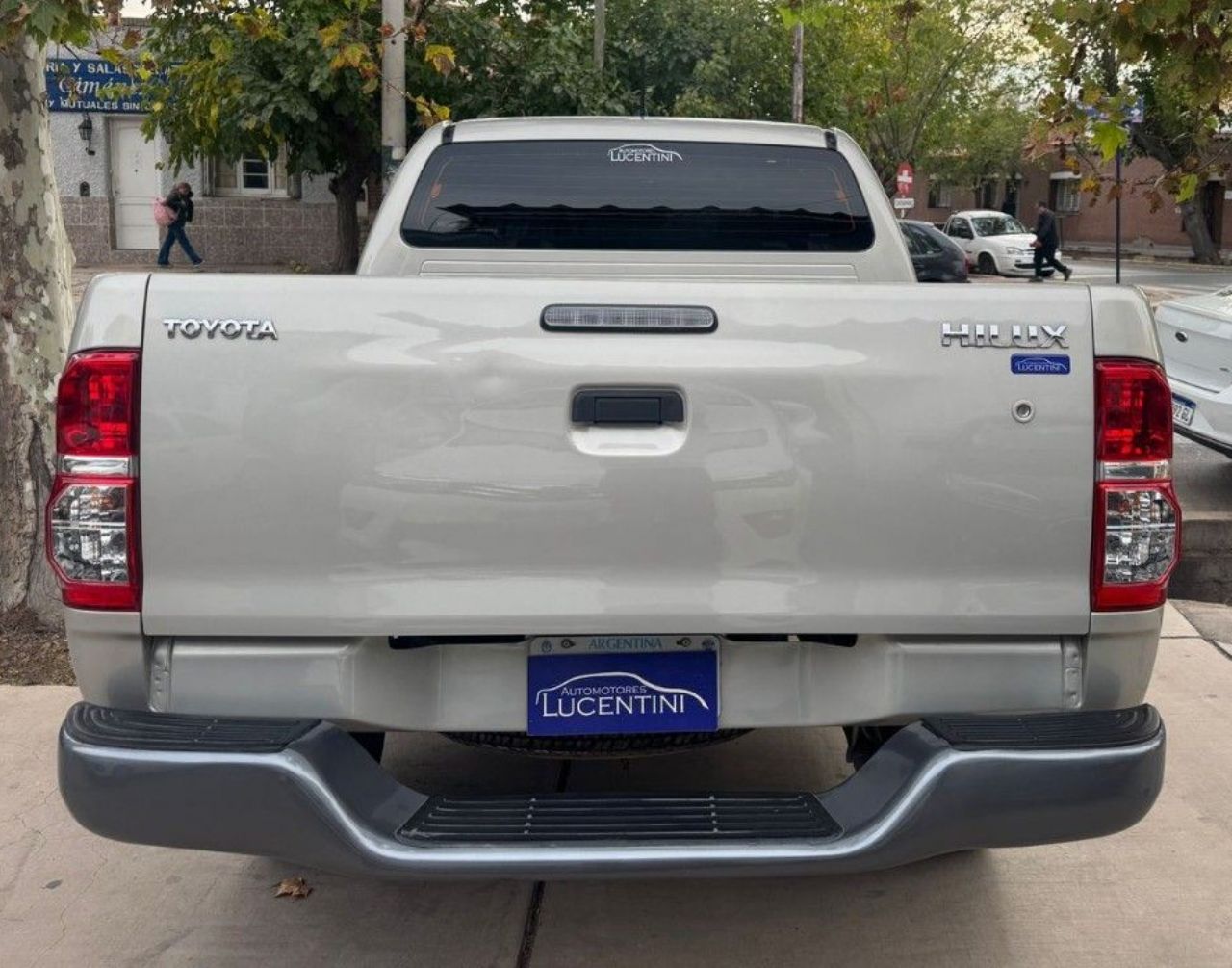 Toyota Hilux Usada en Mendoza, deRuedas