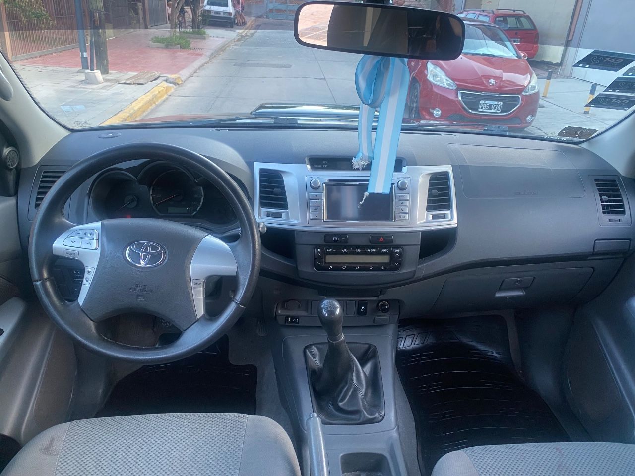 Toyota Hilux Usada en Mendoza, deRuedas