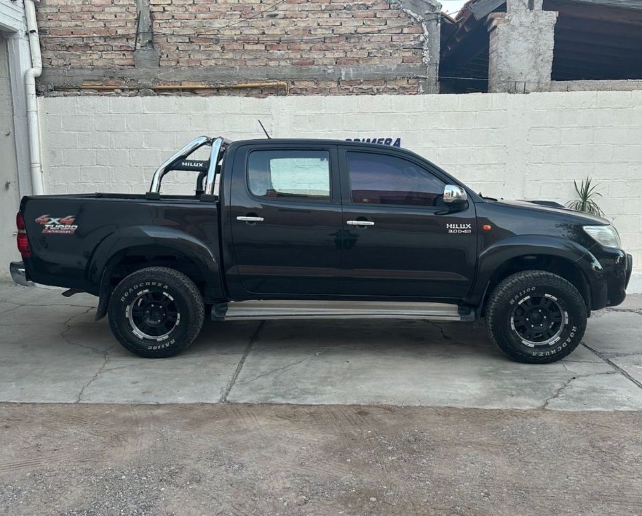 Toyota Hilux Usada en San Juan, deRuedas