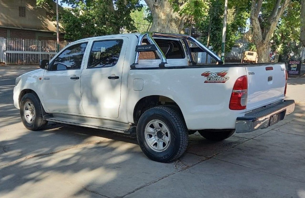 Toyota Hilux Usada en Mendoza, deRuedas