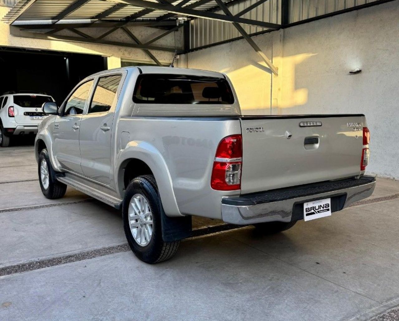 Toyota Hilux Usada Financiado en Mendoza, deRuedas