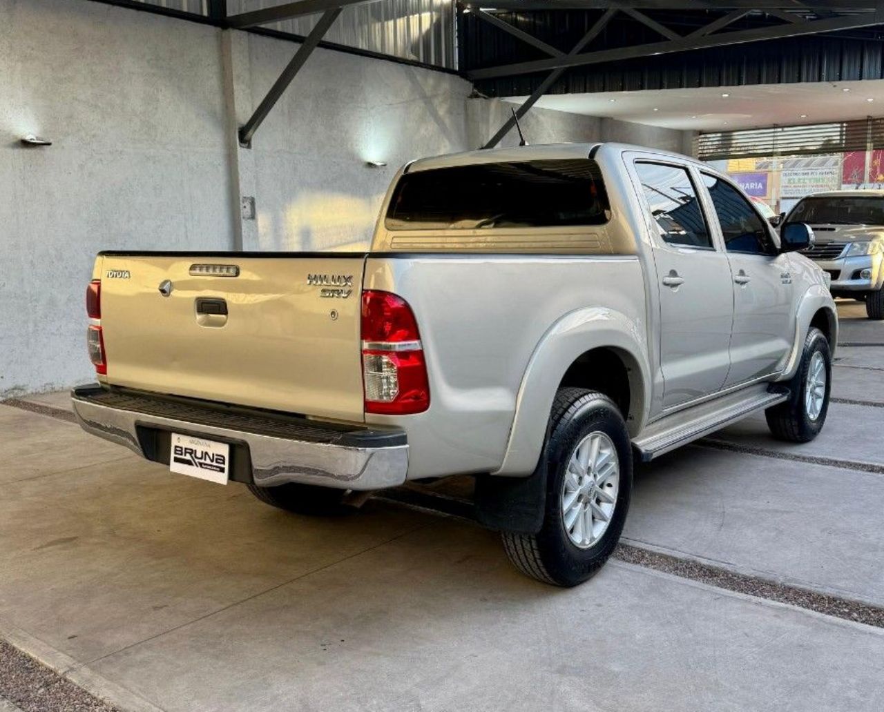 Toyota Hilux Usada Financiado en Mendoza, deRuedas