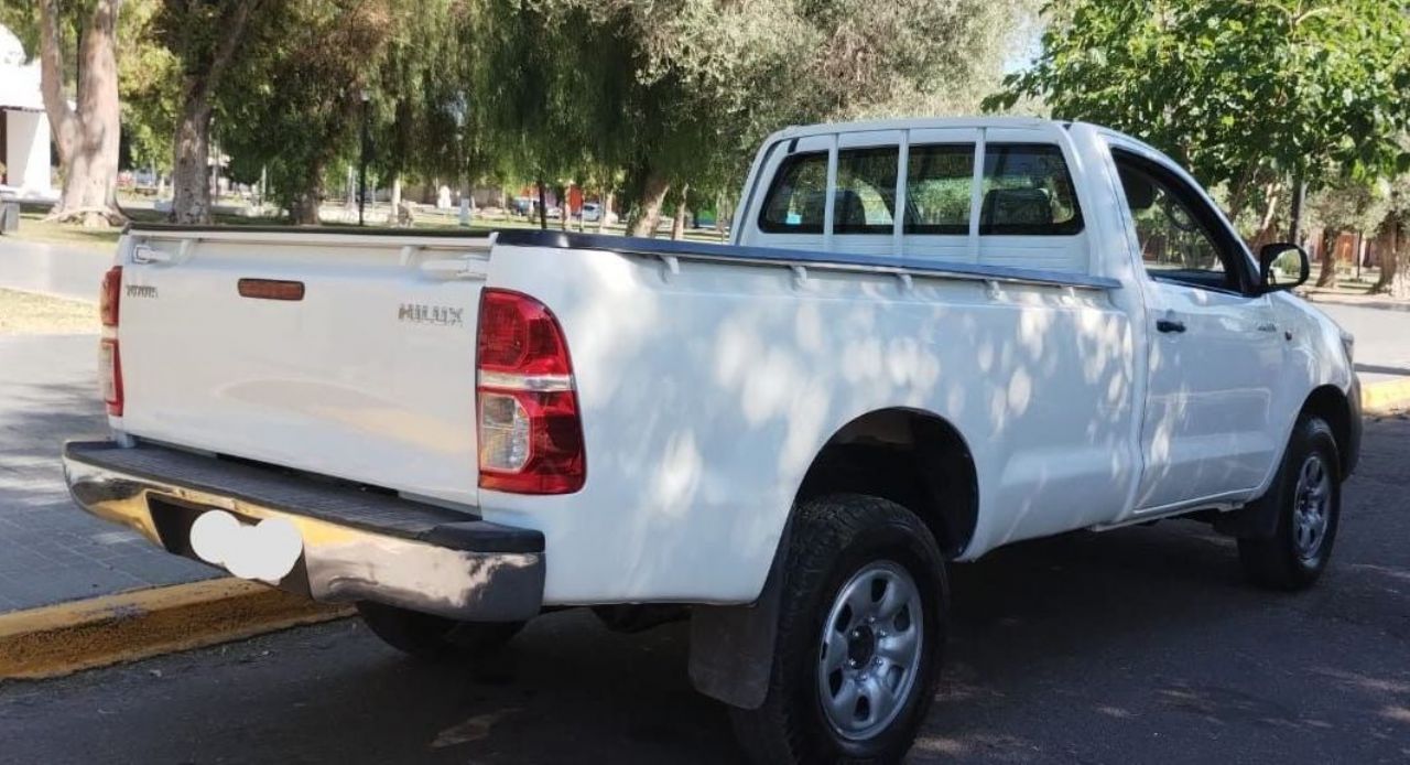 Toyota Hilux Usada en Mendoza, deRuedas