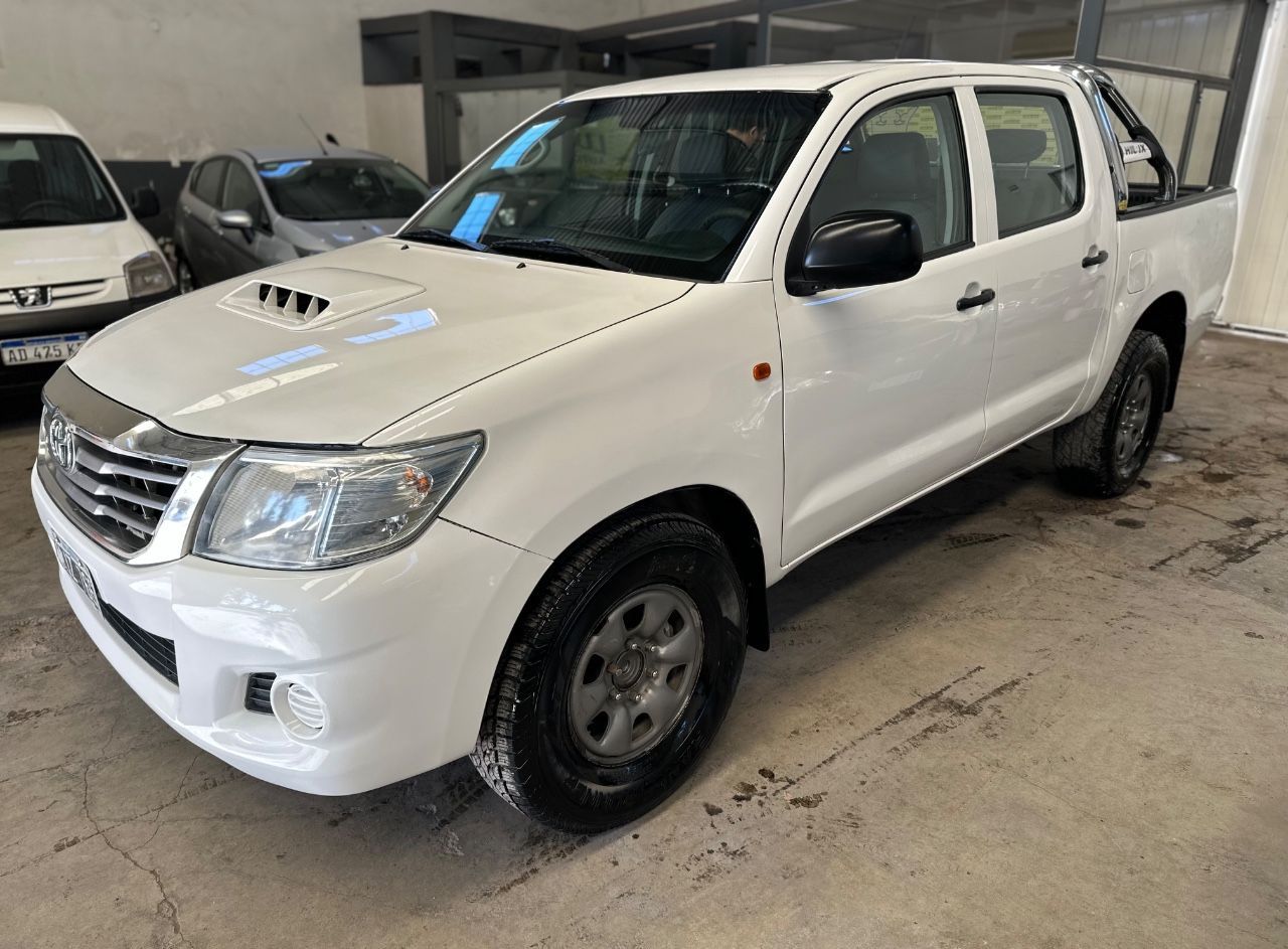Toyota Hilux Usada Financiado en Mendoza, deRuedas