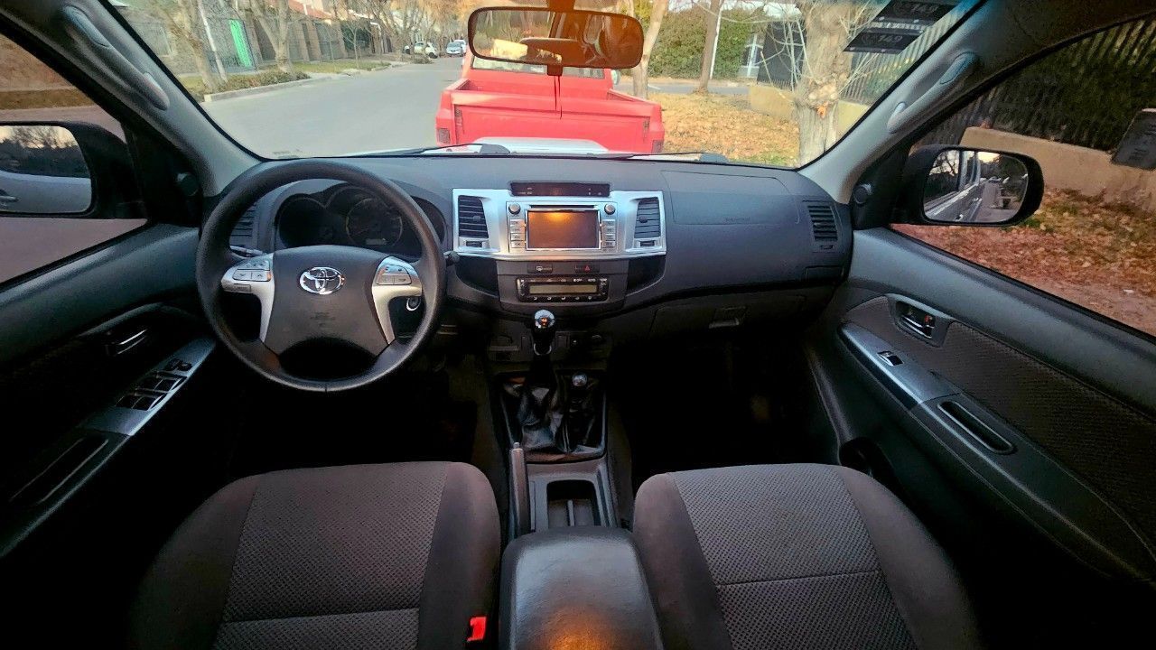 Toyota Hilux Usada en Mendoza, deRuedas