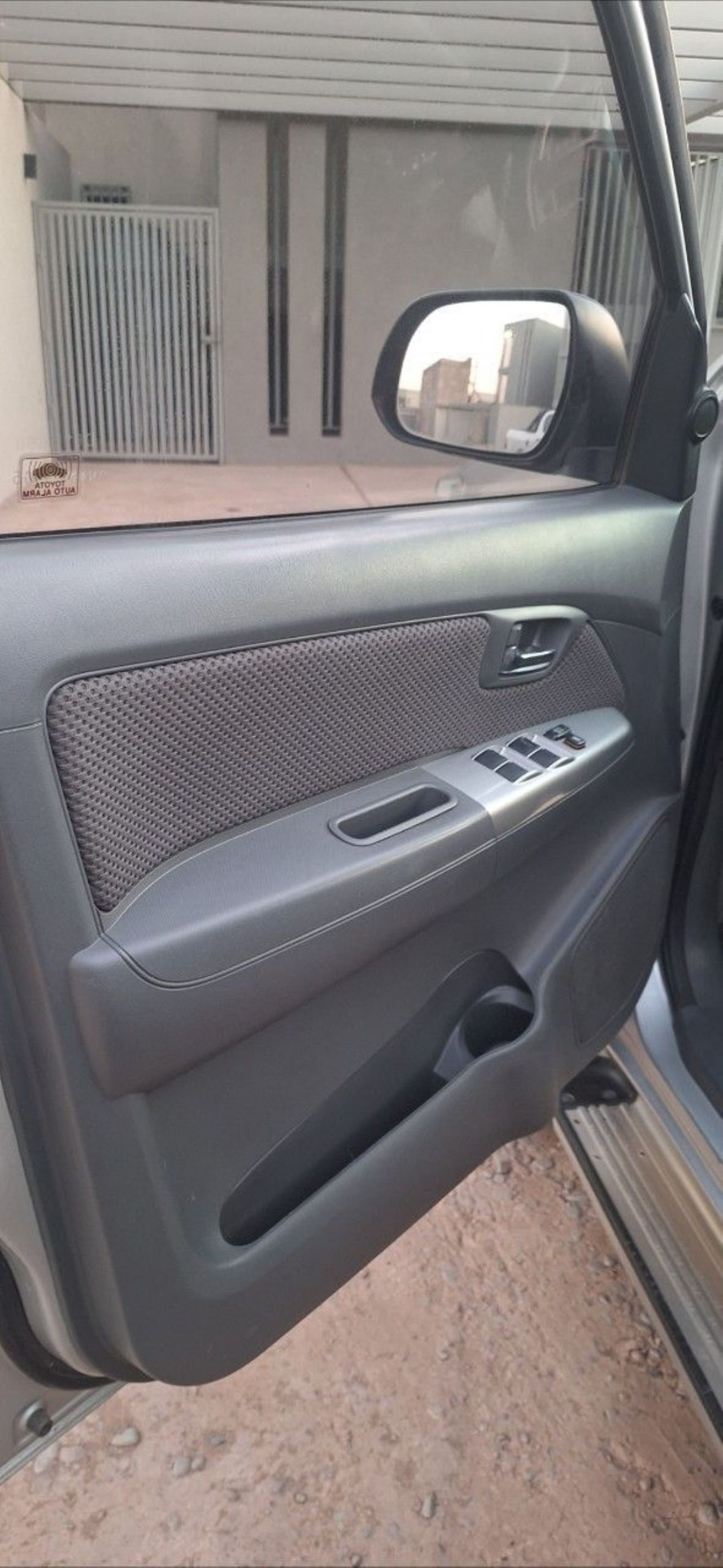 Toyota Hilux Usada en Mendoza, deRuedas