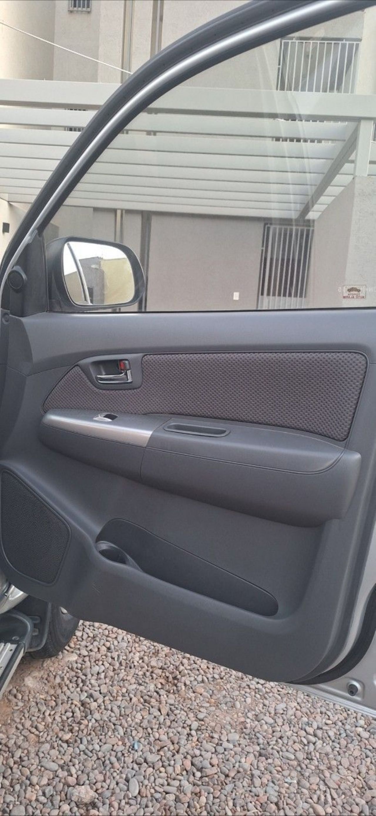 Toyota Hilux Usada en Mendoza, deRuedas