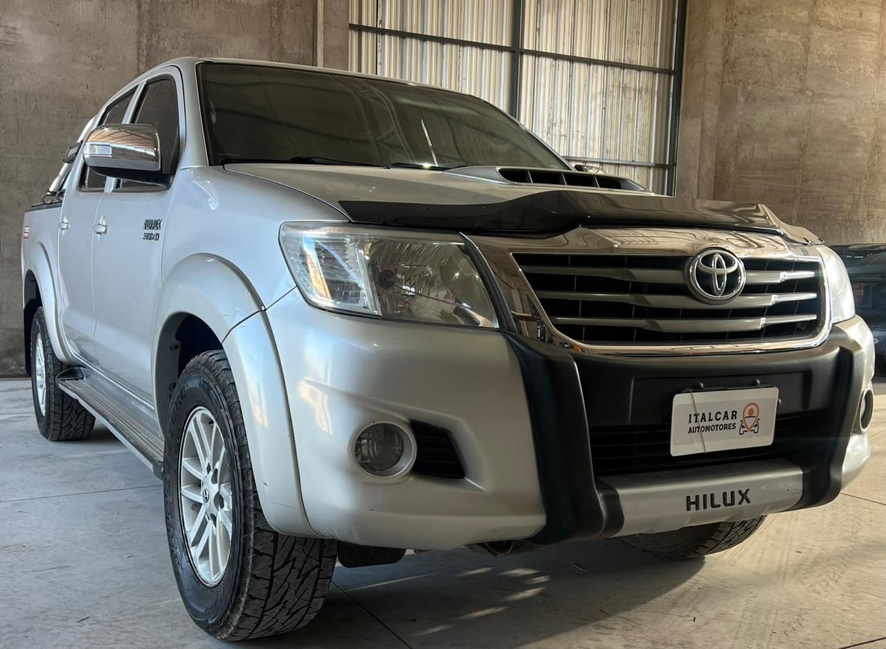 Toyota Hilux Usada Financiado en Mendoza, deRuedas