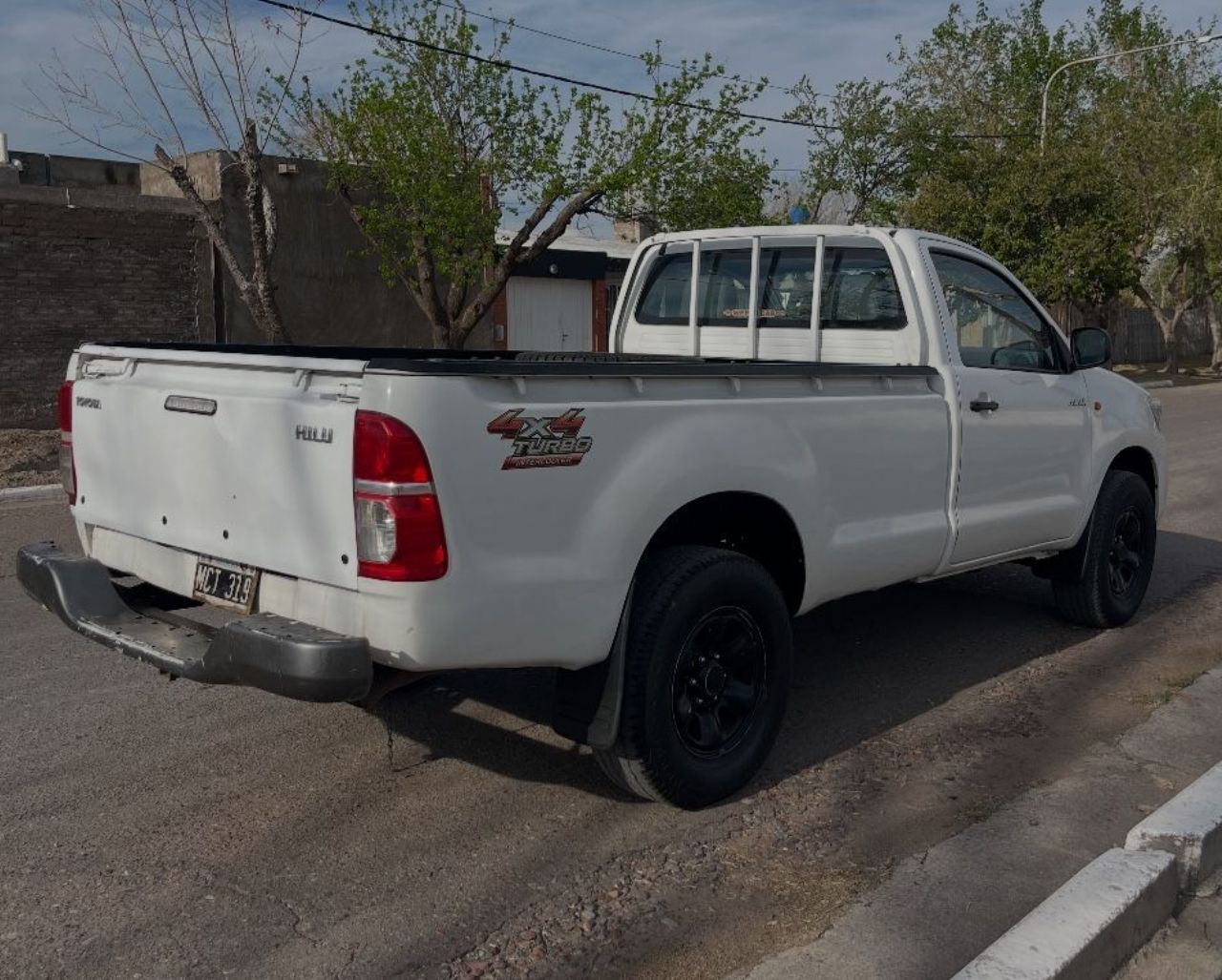 Toyota Hilux Usada en Mendoza, deRuedas