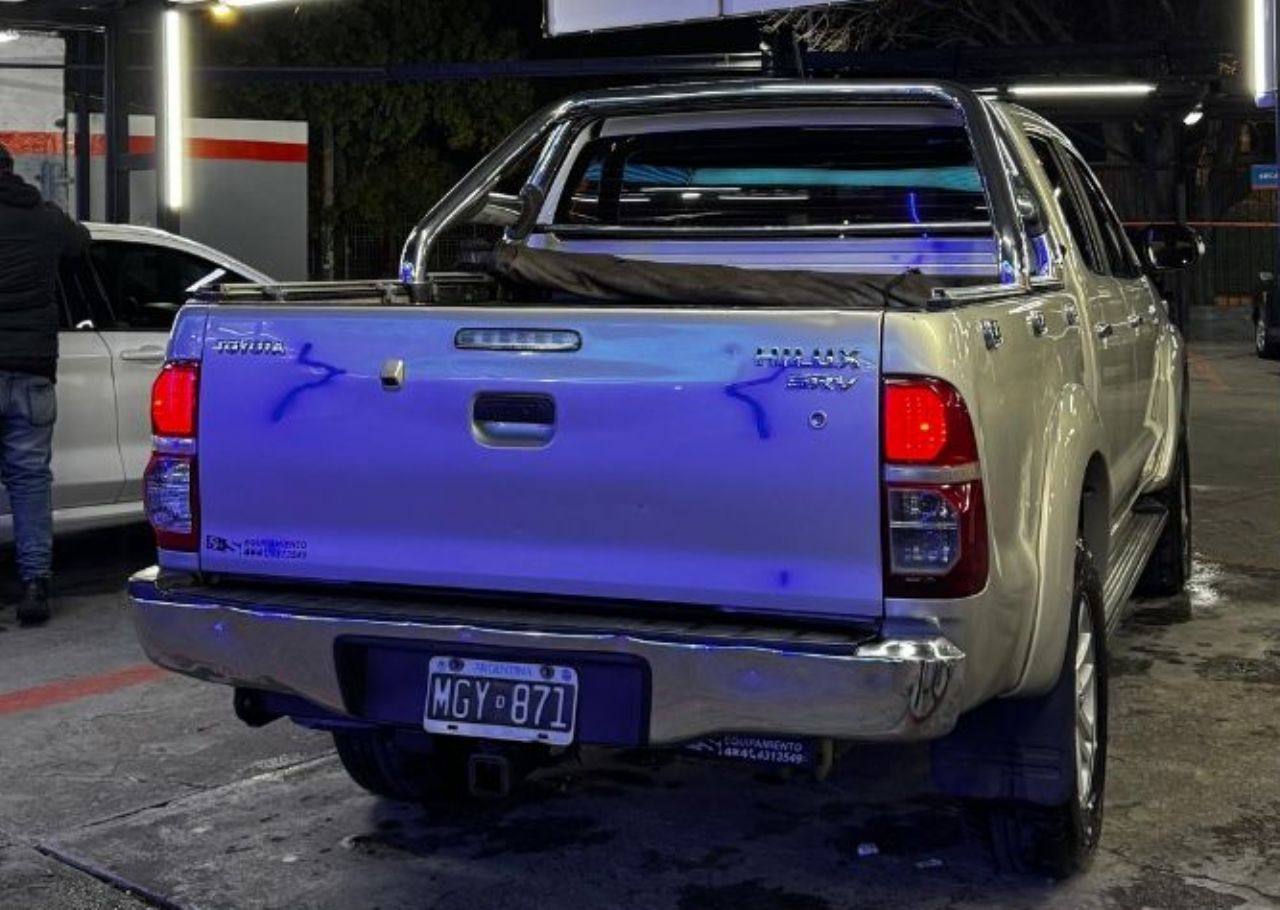 Toyota Hilux Usada en Mendoza, deRuedas