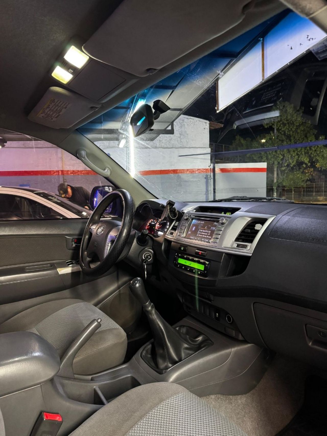Toyota Hilux Usada en Mendoza, deRuedas