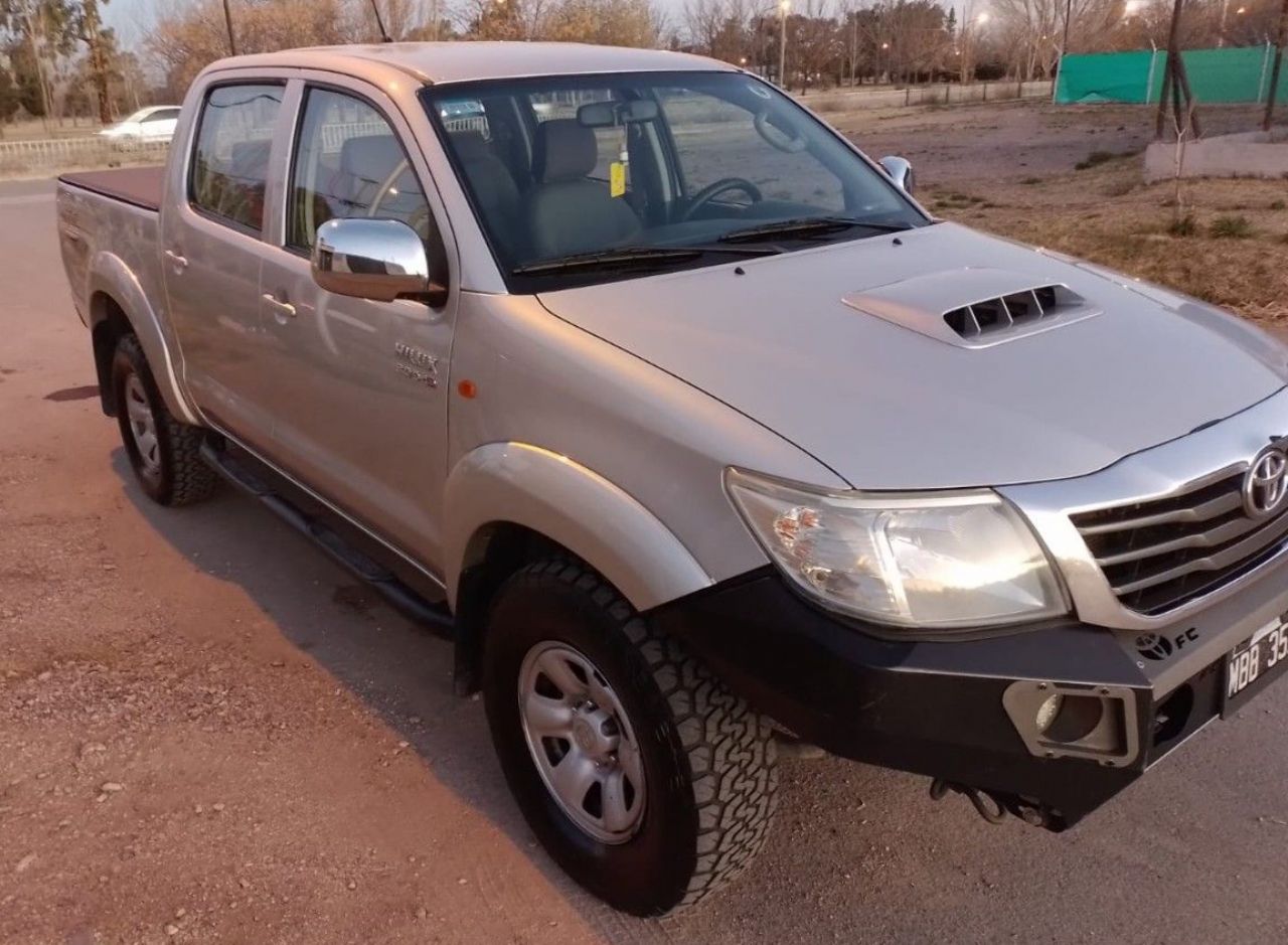 Toyota Hilux Usada Financiado en Mendoza, deRuedas