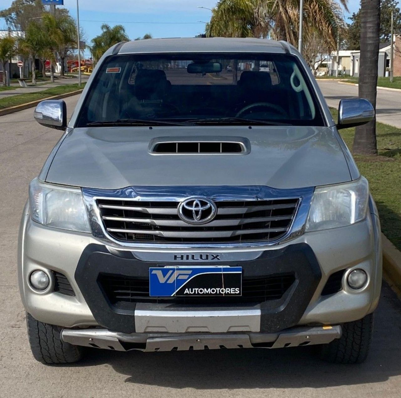Toyota Hilux Usada en Córdoba, deRuedas