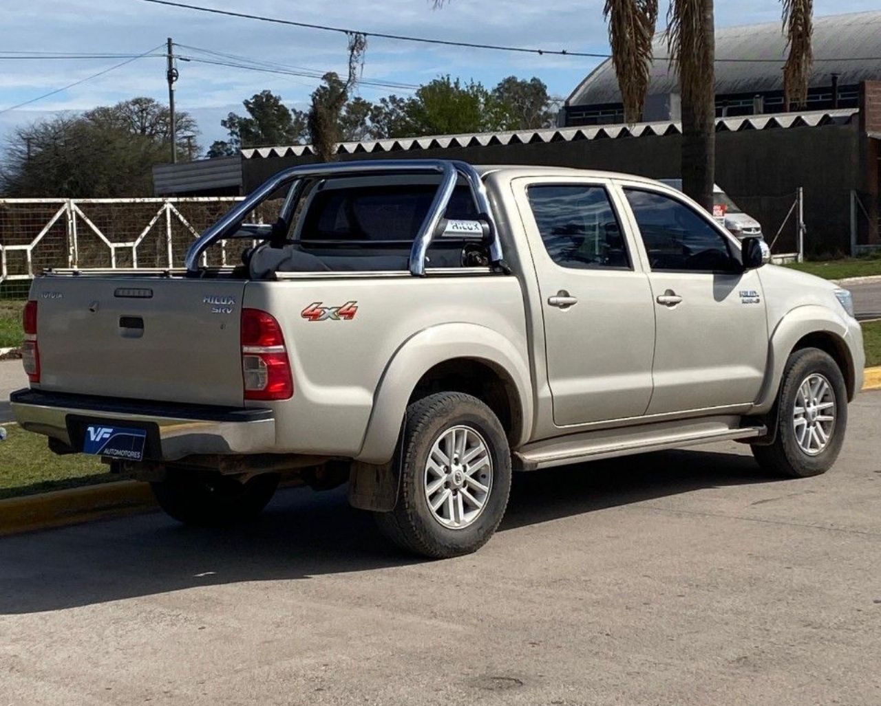 Toyota Hilux Usada en Córdoba, deRuedas