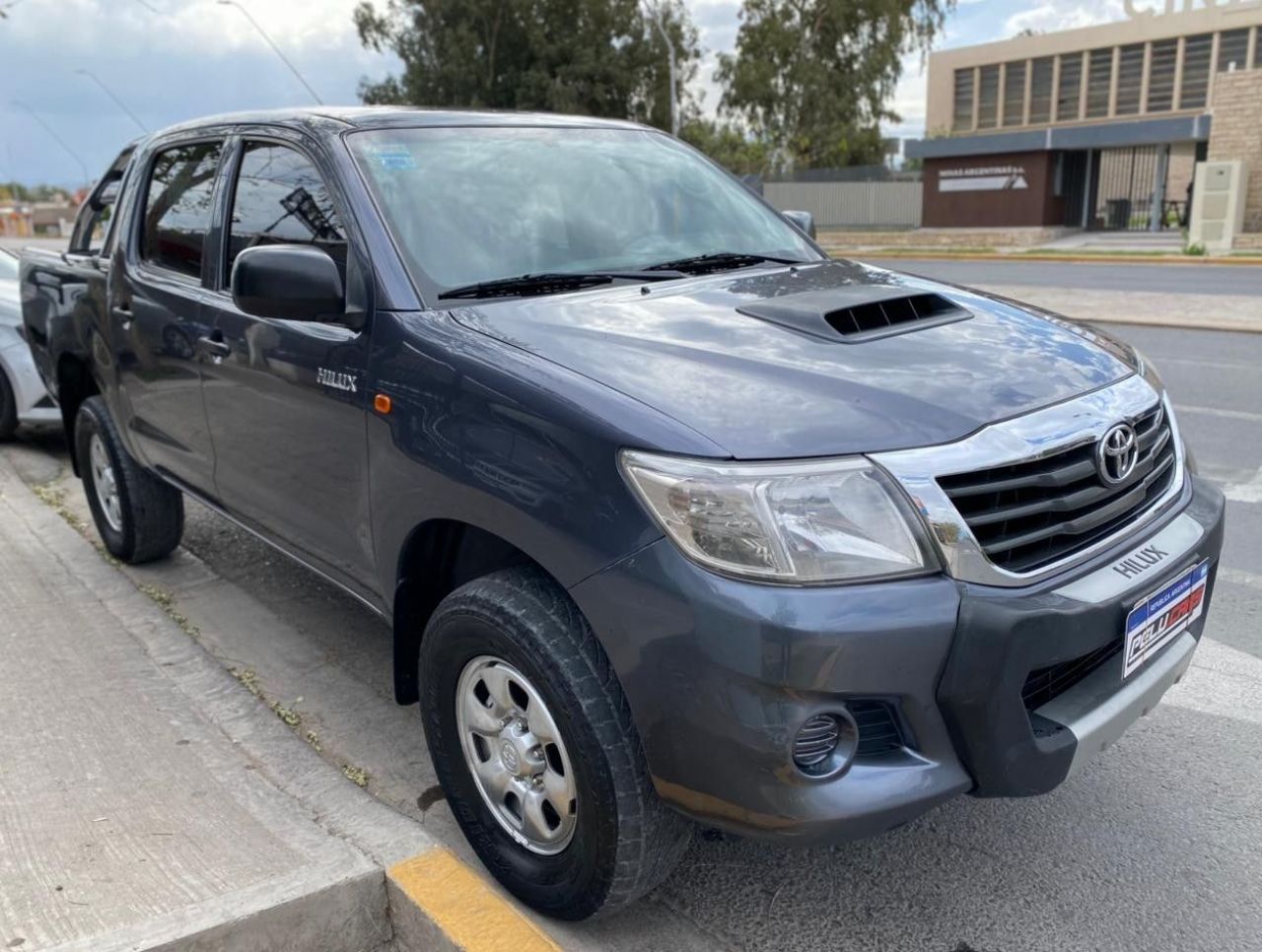 Toyota Hilux Usada Financiado en San Juan, deRuedas