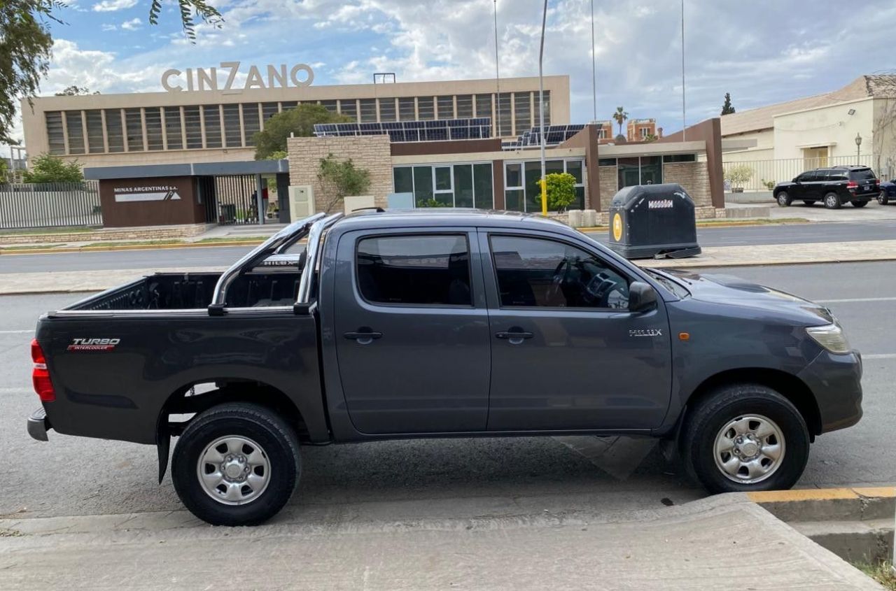 Toyota Hilux Usada Financiado en San Juan, deRuedas