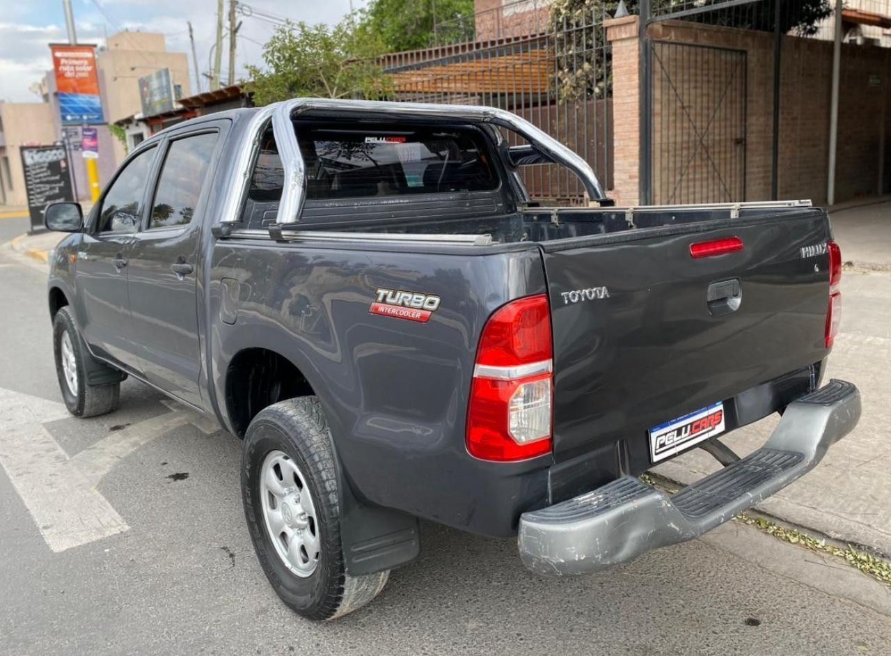 Toyota Hilux Usada Financiado en San Juan, deRuedas