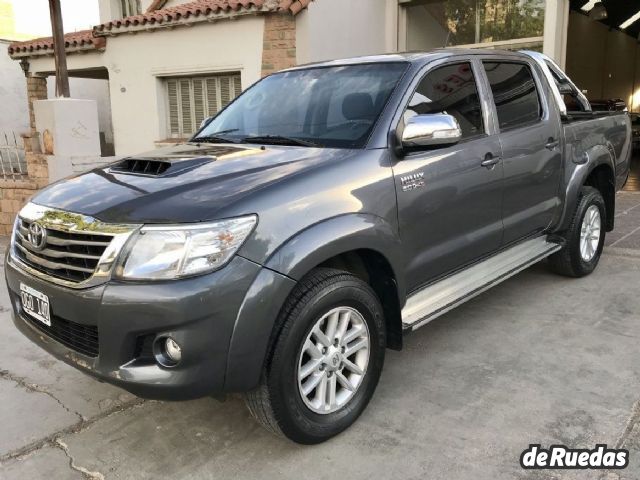 Toyota Hilux Usada en Mendoza, deRuedas