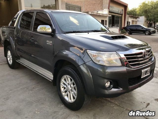 Toyota Hilux Usada en Mendoza, deRuedas