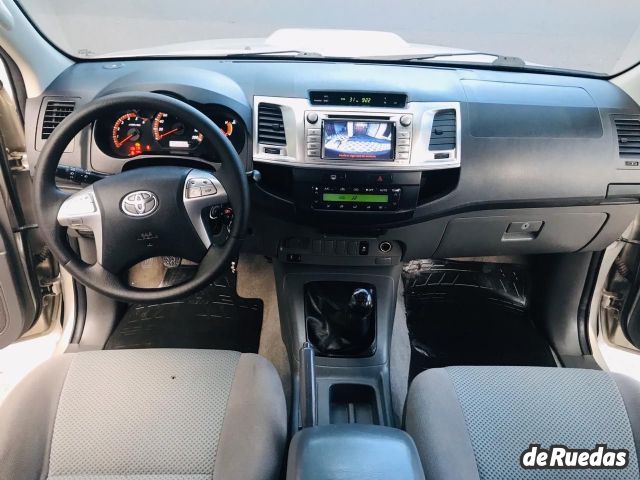Toyota Hilux Usada en Mendoza, deRuedas