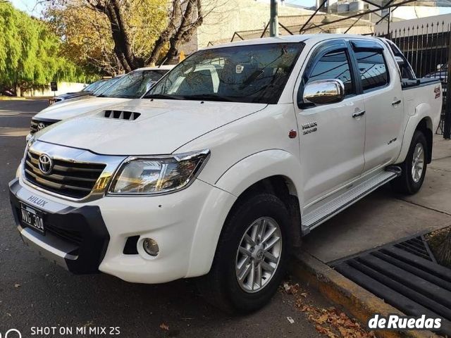 Toyota Hilux Usada en Mendoza, deRuedas