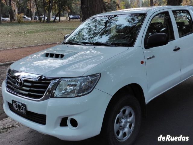 Toyota Hilux Usada en Mendoza, deRuedas