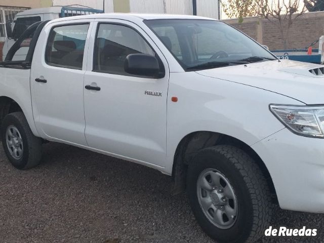 Toyota Hilux Usada en Mendoza, deRuedas