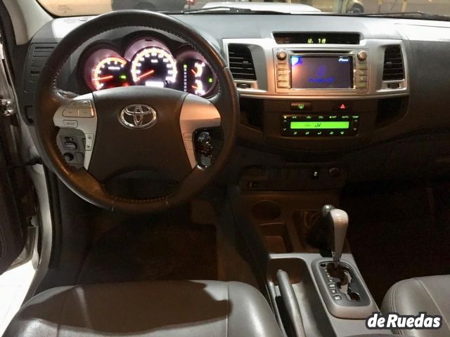Toyota Hilux Usada en Mendoza, deRuedas