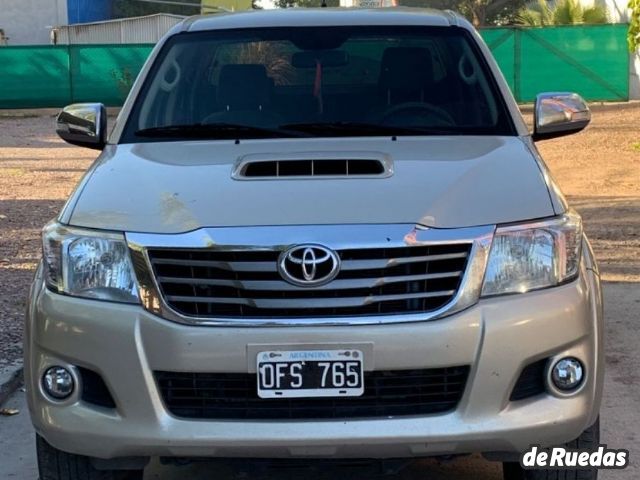 Toyota Hilux Usada en Mendoza, deRuedas