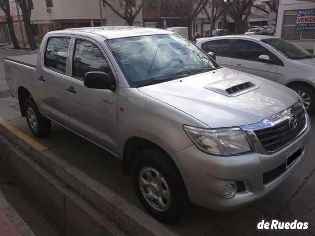 Toyota Hilux Usada en Mendoza, deRuedas