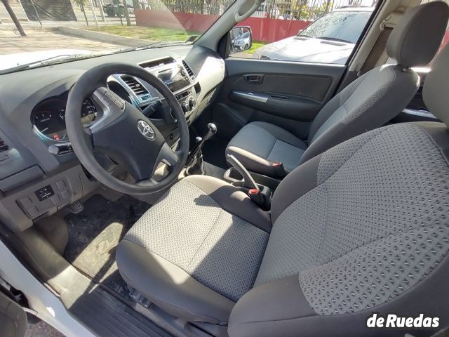 Toyota Hilux Usada en Mendoza, deRuedas
