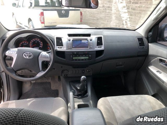 Toyota Hilux Usada en Mendoza, deRuedas