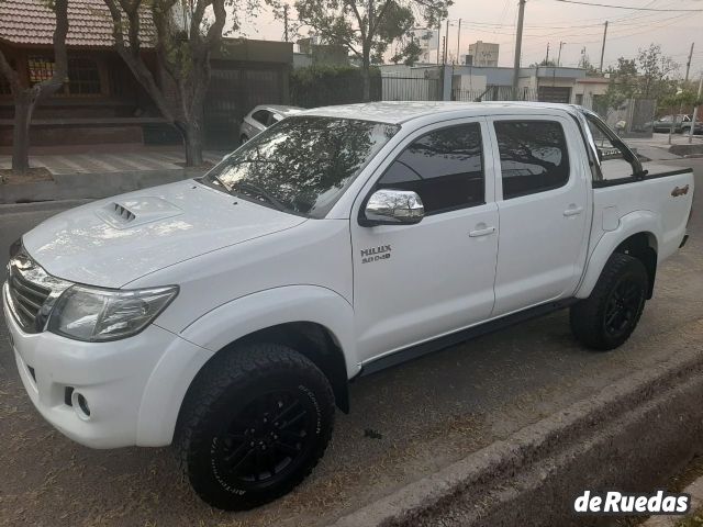 Toyota Hilux Usada en Mendoza, deRuedas