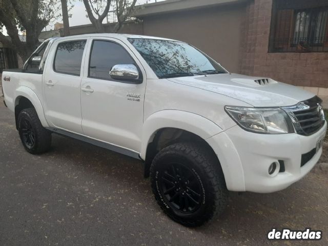 Toyota Hilux Usada en Mendoza, deRuedas