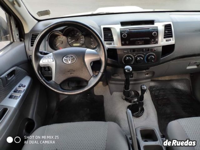 Toyota Hilux Usada en Mendoza, deRuedas