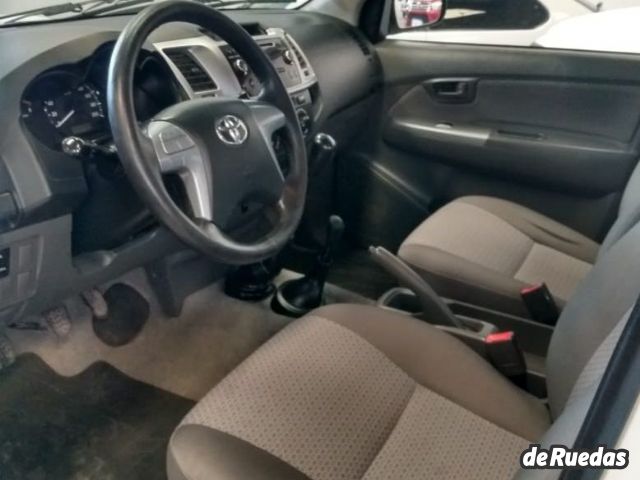 Toyota Hilux Usada en Mendoza, deRuedas