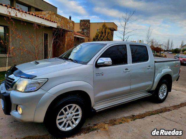 Toyota Hilux Usada en Mendoza, deRuedas