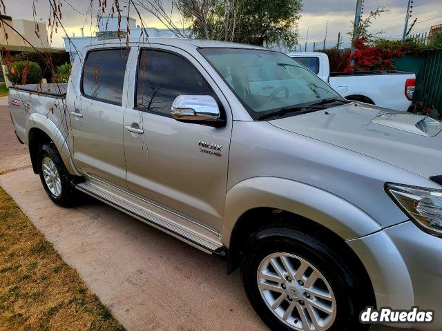 Toyota Hilux Usada en Mendoza, deRuedas