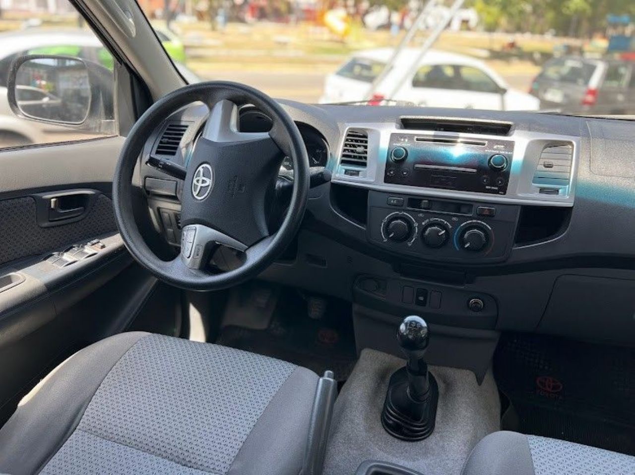 Toyota Hilux Usada en Córdoba, deRuedas