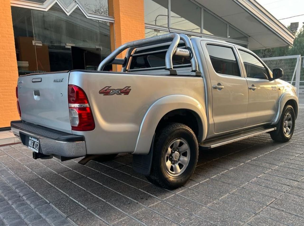 Toyota Hilux Usada en Mendoza, deRuedas