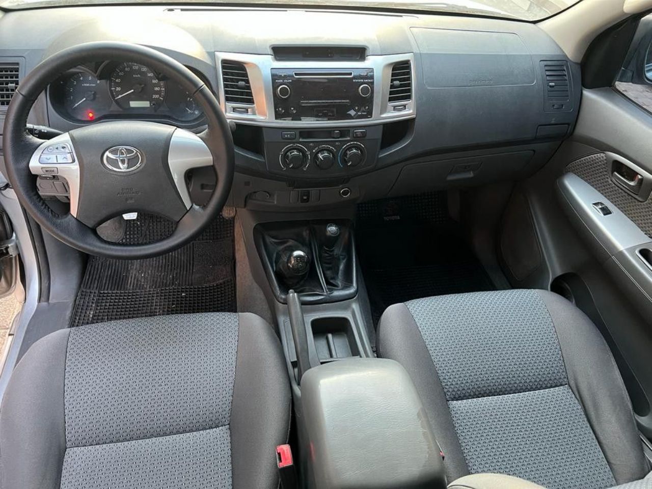 Toyota Hilux Usada en Mendoza, deRuedas