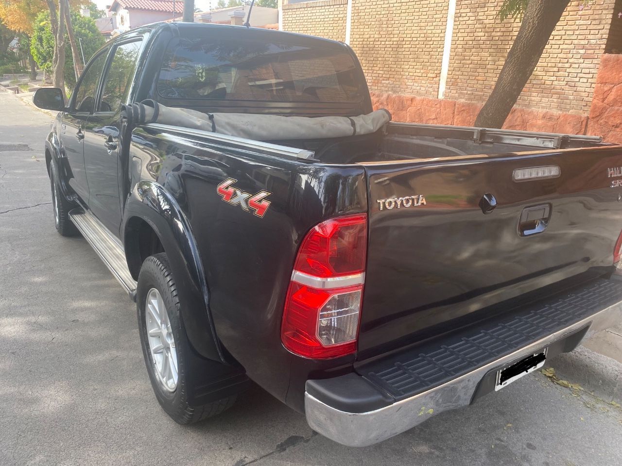 Toyota Hilux Usada en Mendoza, deRuedas