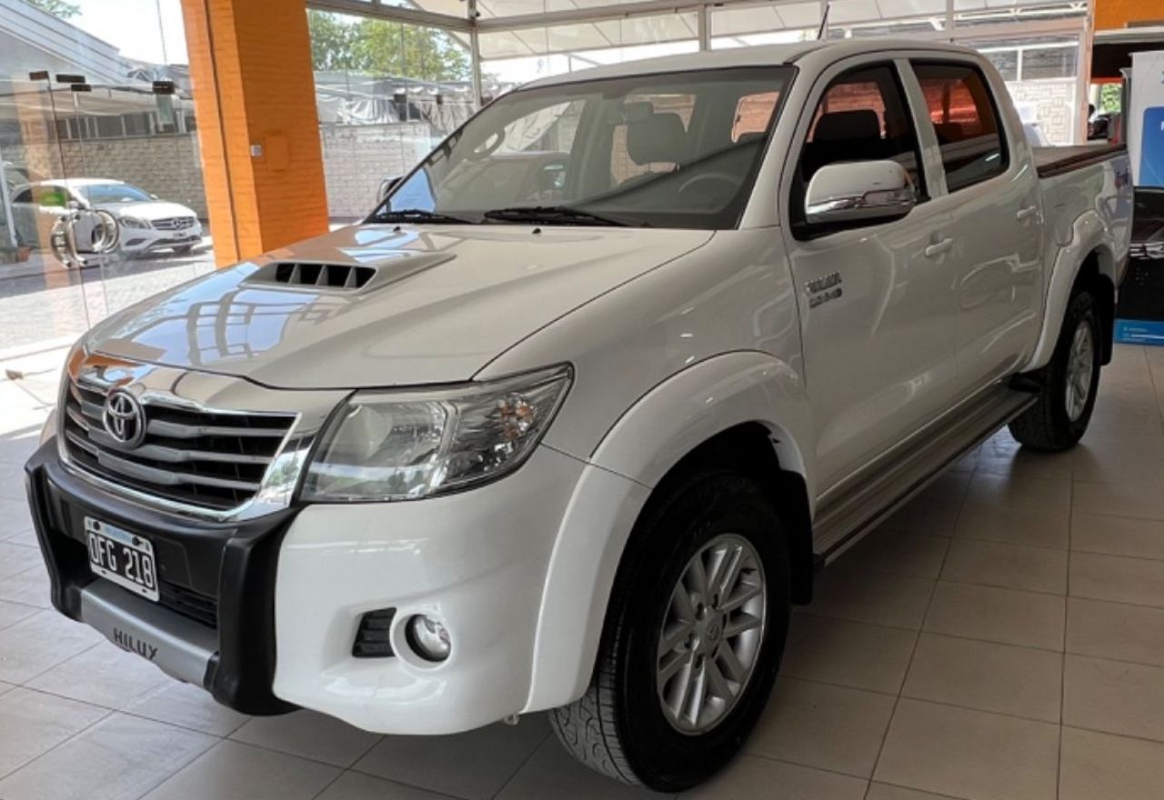 Toyota Hilux Usada en Mendoza, deRuedas
