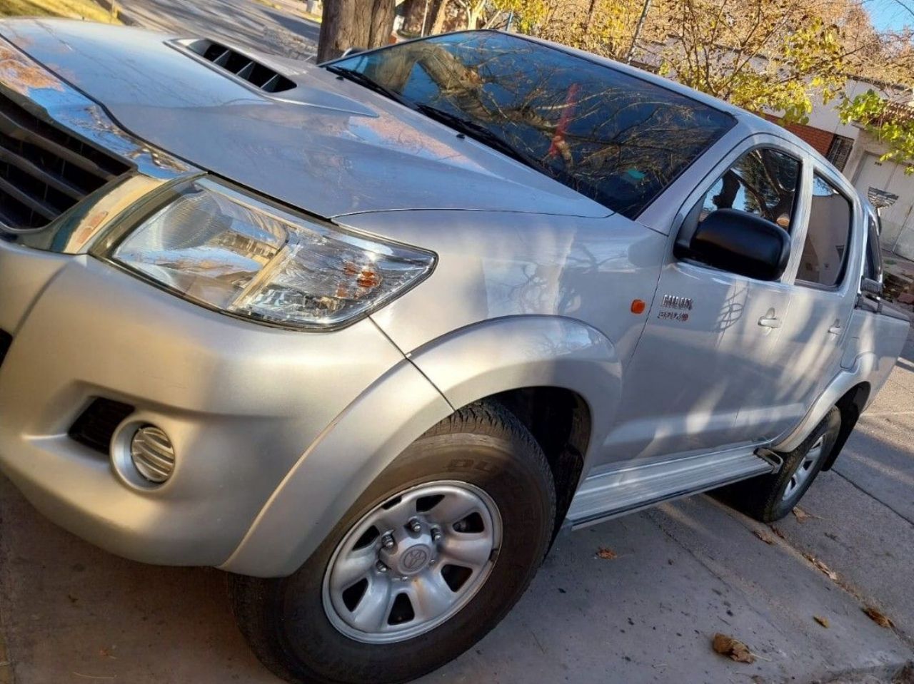 Toyota Hilux Usada en Mendoza, deRuedas