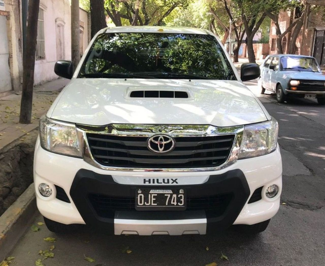 Toyota Hilux Usada en Mendoza, deRuedas
