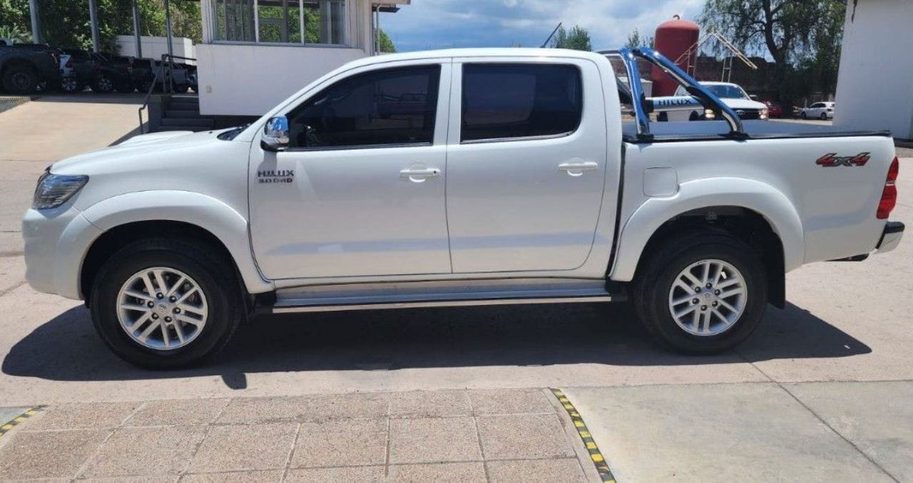 Toyota Hilux Usada en Mendoza, deRuedas