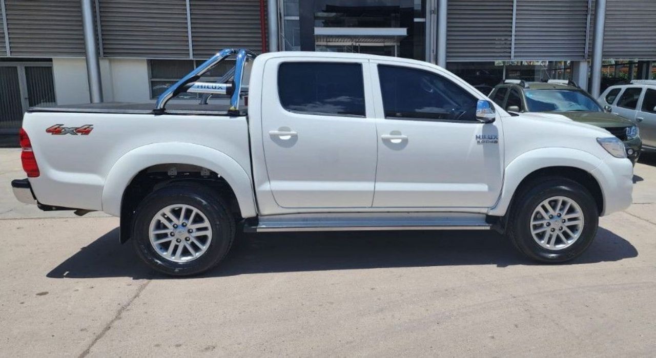 Toyota Hilux Usada en Mendoza, deRuedas
