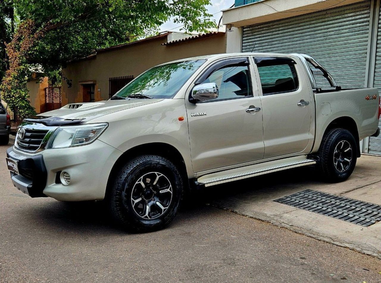 Toyota Hilux Usada en Mendoza, deRuedas