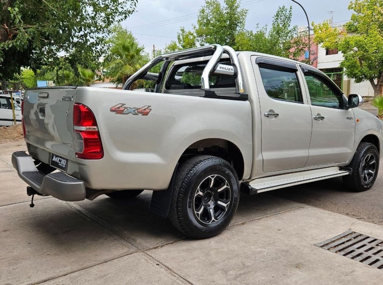 Toyota Hilux Usada en Mendoza, deRuedas